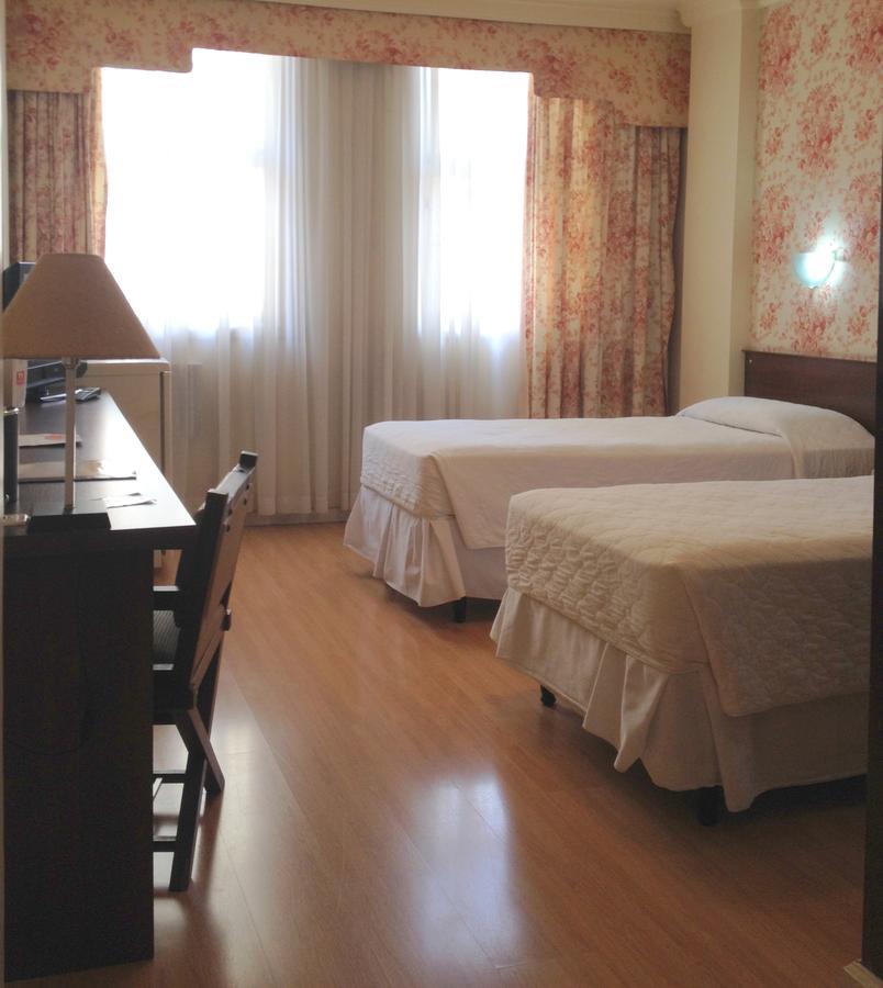 City Hotel Porto Alegre Extérieur photo