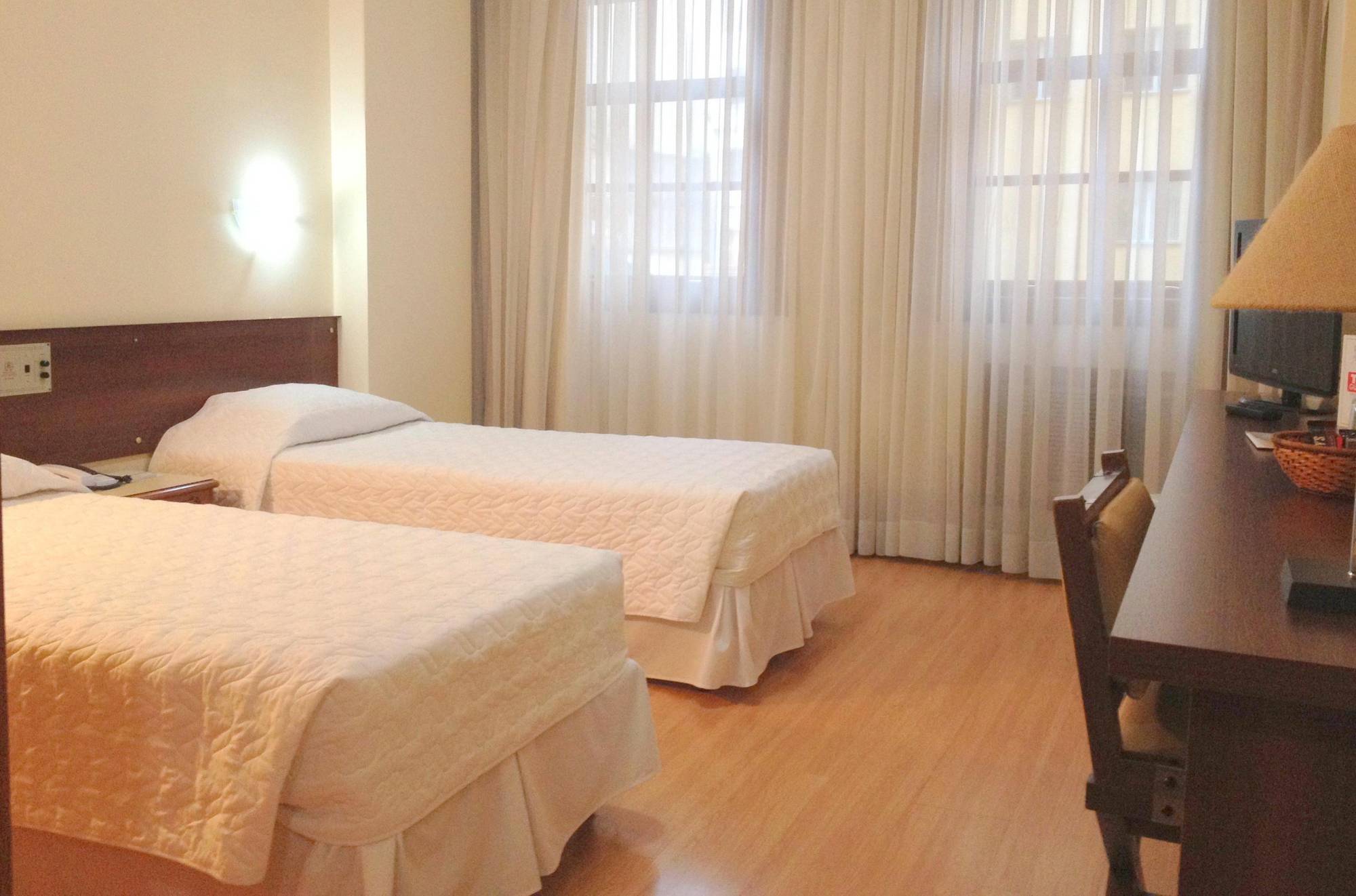 City Hotel Porto Alegre Extérieur photo