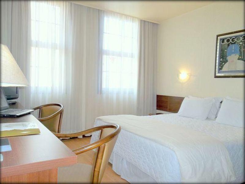 City Hotel Porto Alegre Extérieur photo